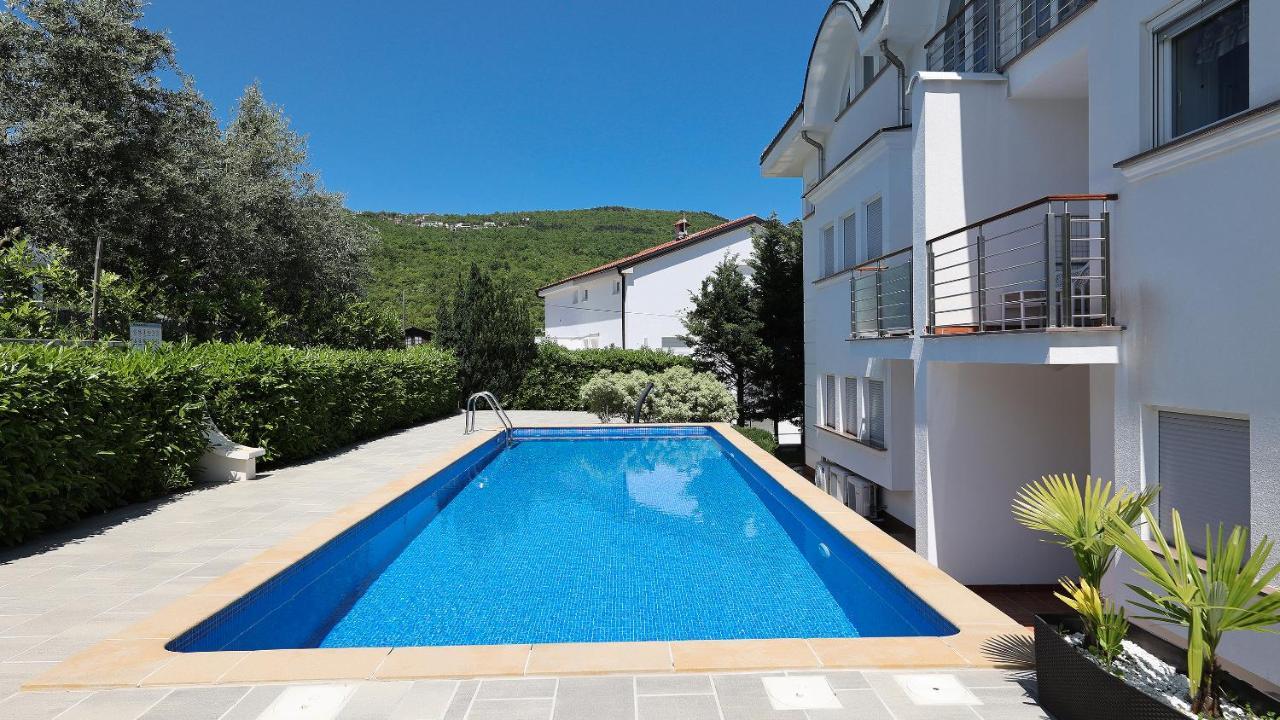 Sea View Apartment In Ičići المظهر الخارجي الصورة