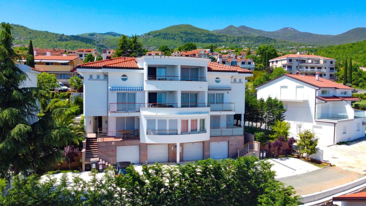 Sea View Apartment In Ičići المظهر الخارجي الصورة
