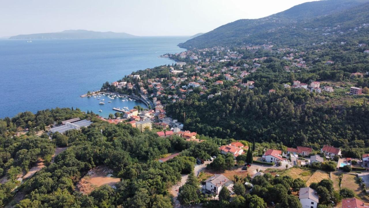 Sea View Apartment In Ičići المظهر الخارجي الصورة